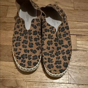 Ilse Jacobsen Leopard Print Slip-On Shoes - Brown and Black